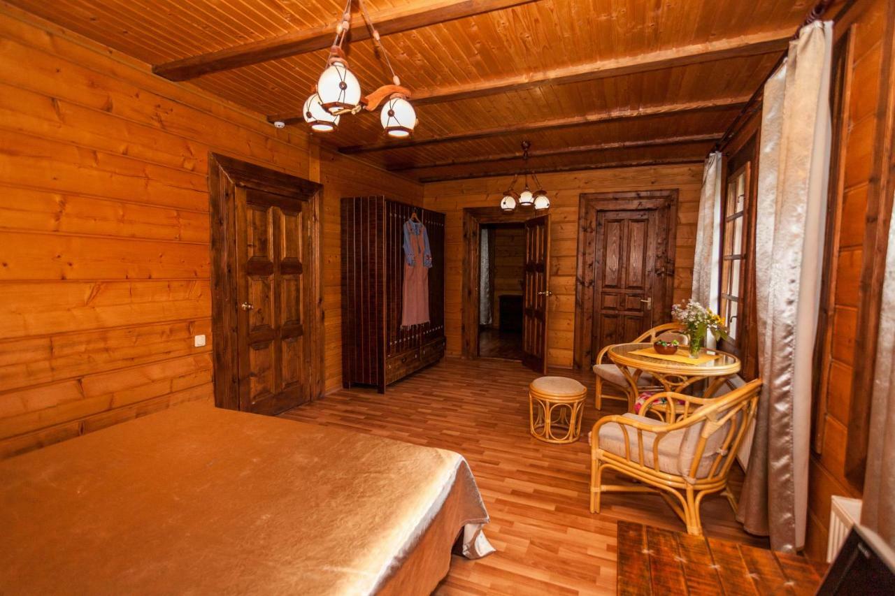 Альпина Hotel Yaremche Exterior photo